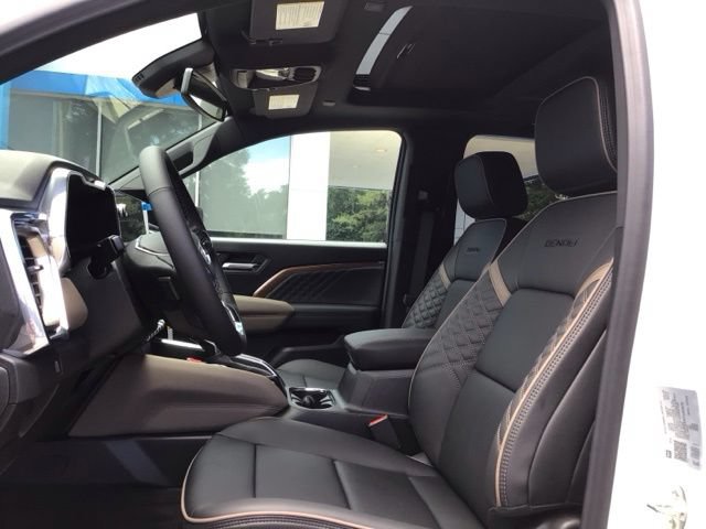 New 2026 GMC Canyon Denali AWD/4WD image 10