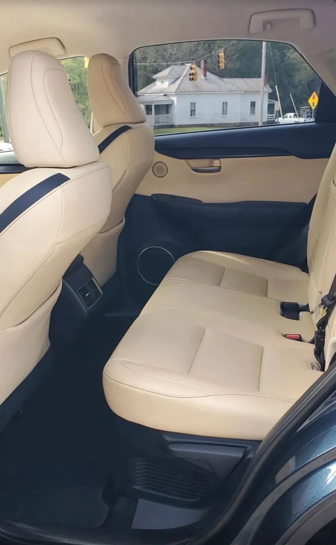 Used 2015 Lexus NX 200t FWD image 7