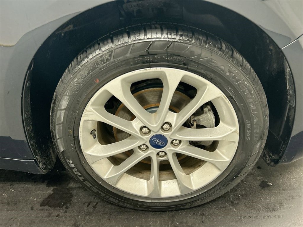 Used 2020 Ford Fusion Energi Titanium image 8