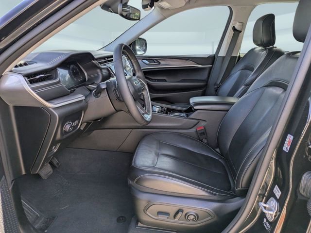 Used 2023 Jeep Grand Cherokee Limited w/ Black Appearance Package RWD image 21