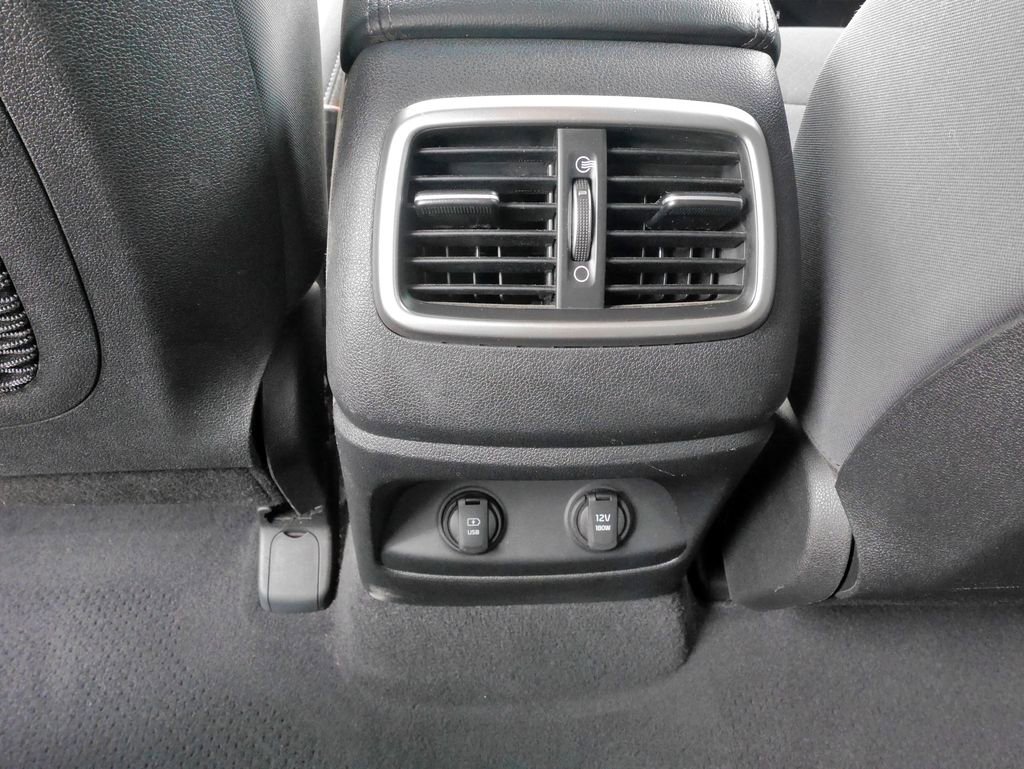 Used 2019 Kia Sorento LX AWD/4WD image 19