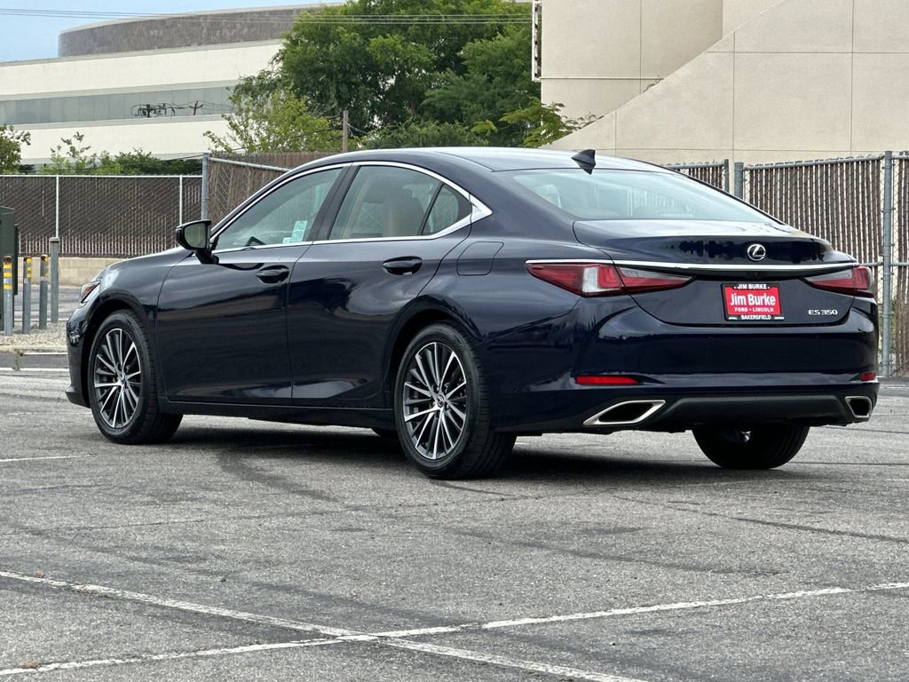 Used 2023 Lexus ES 350 w/ Premium Package FWD image 5