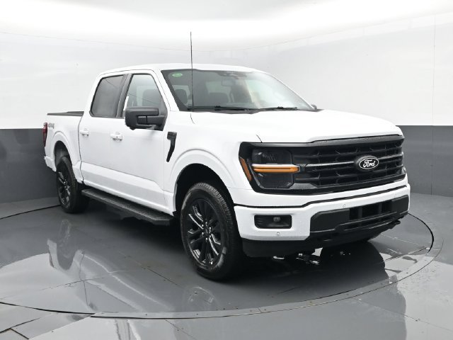 New 2026 Ford F150 XLT w/ Equipment Group 302A MID AWD/4WD image 3