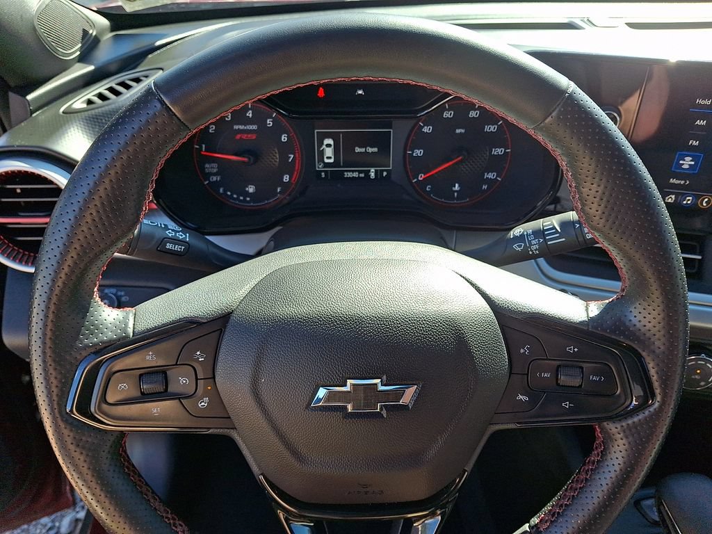 Certified 2024 Chevrolet Trax RS w/ Driver Confidence Package FWD image 18
