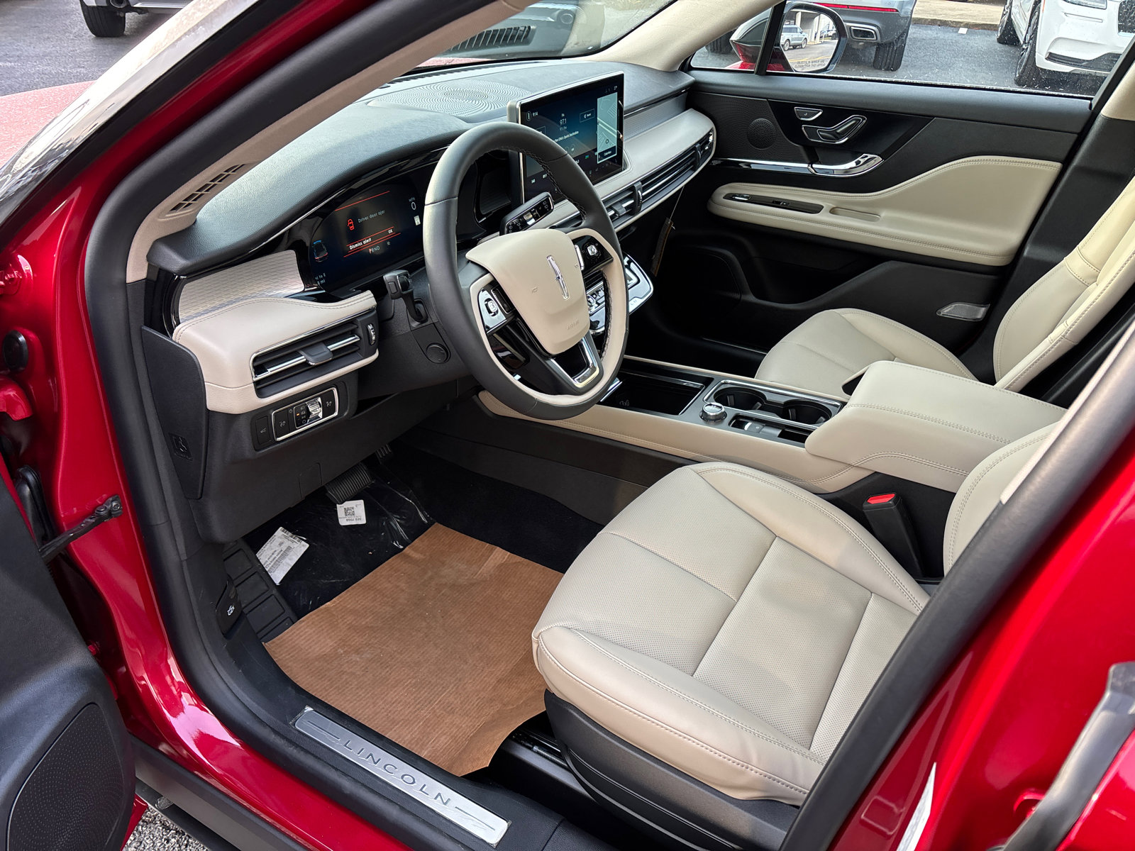 New 2026 Lincoln Corsair Premiere image 25