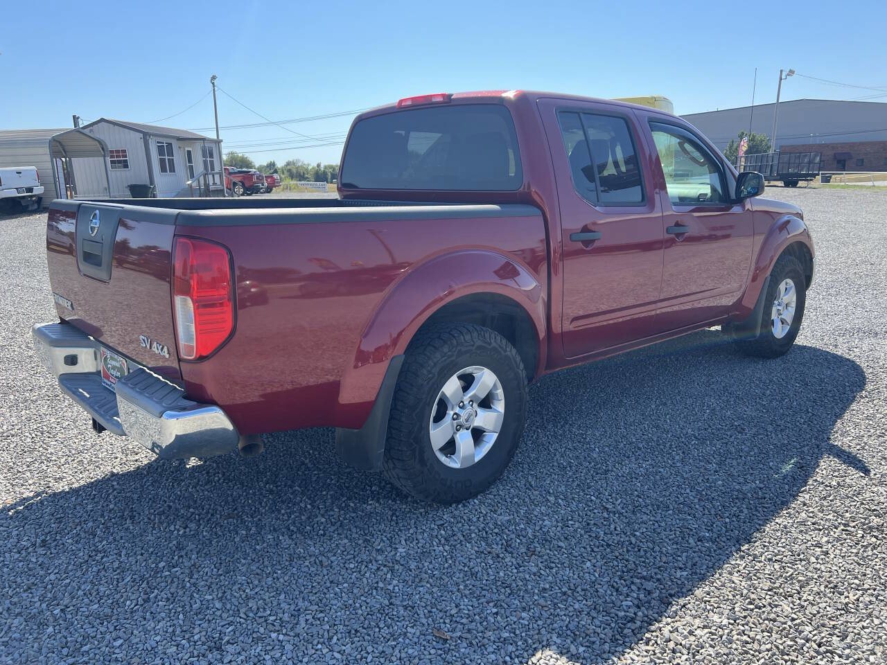 Used 2011 Nissan Frontier SV image 5