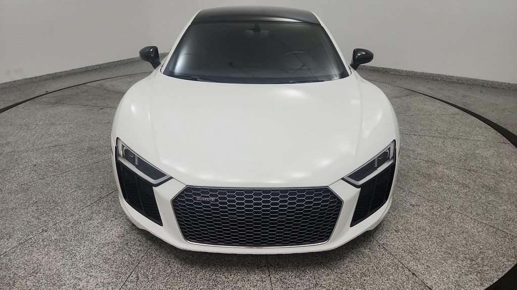 Used 2017 Audi R8 V10 w/ Carbon Exterior Package AWD/4WD image 9