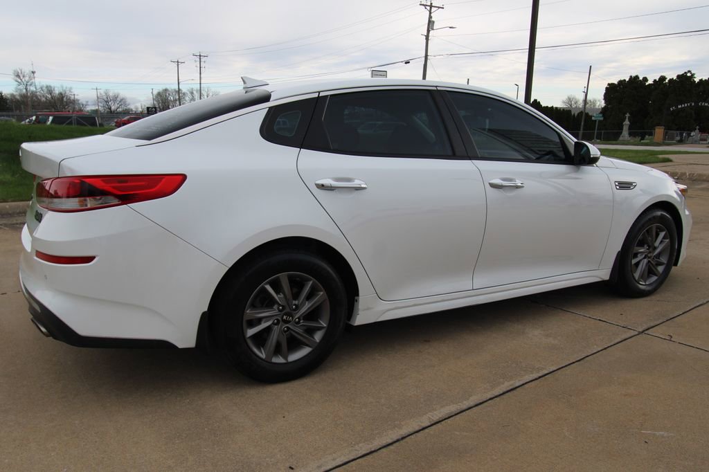 Used 2020 Kia Optima LX image 5