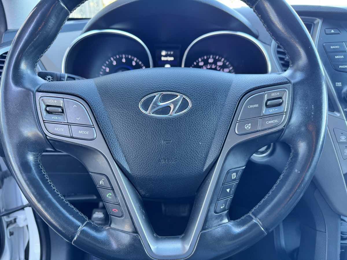 Used 2014 Hyundai Santa Fe Sport 2.0T FWD image 40