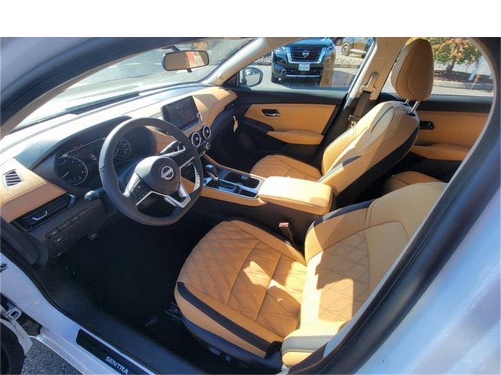 New 2025 Nissan Sentra SV w/ SV Premium Package image 18