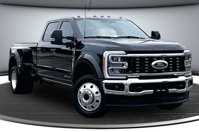 Used 2023 Ford F450 Lariat w/ Lariat Ultimate Package AWD/4WD image 3