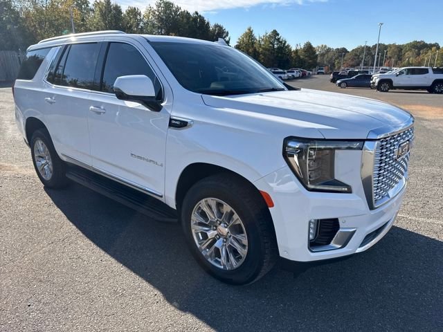 Used 2024 GMC Yukon Denali w/ Advanced Technology Package image 7