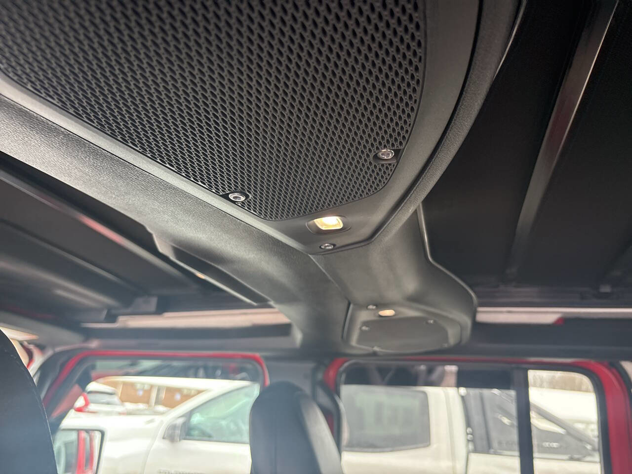 Used 2024 Jeep Wrangler Unlimited Sahara w/ Safety Group AWD/4WD image 36