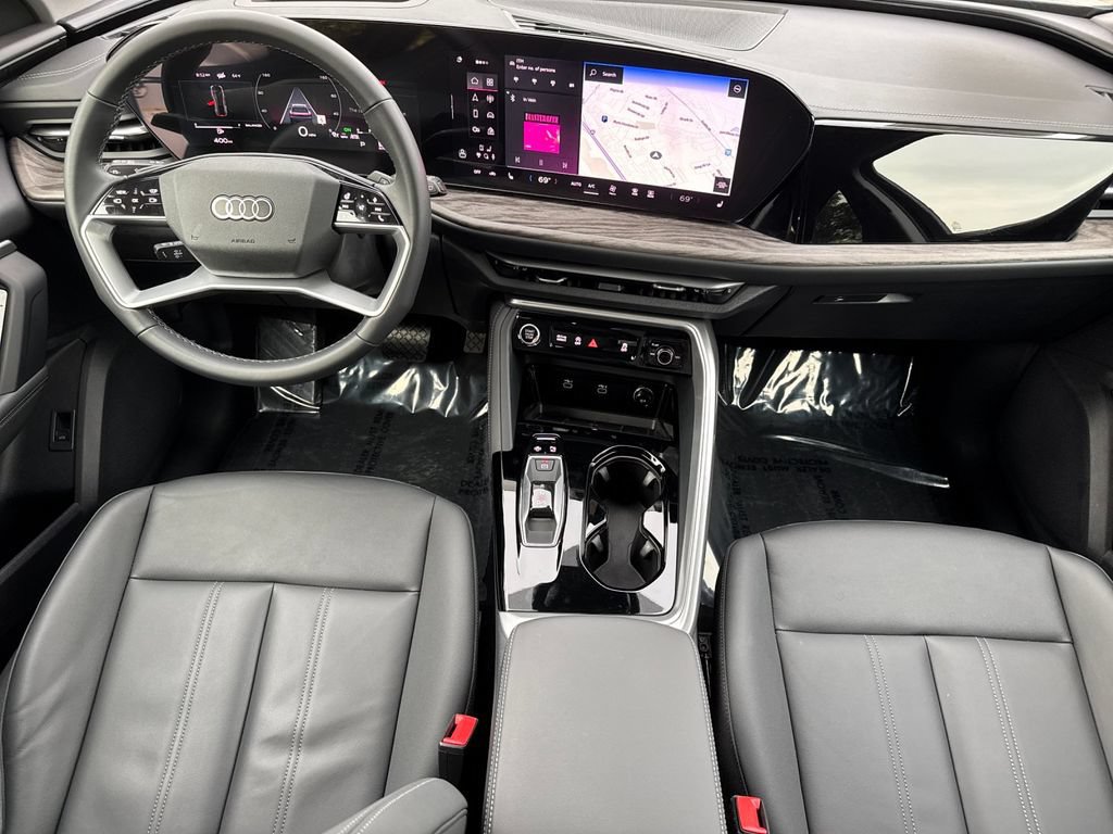 Used 2025 Audi Q5 Premium w/ Premium Plus AWD/4WD image 17