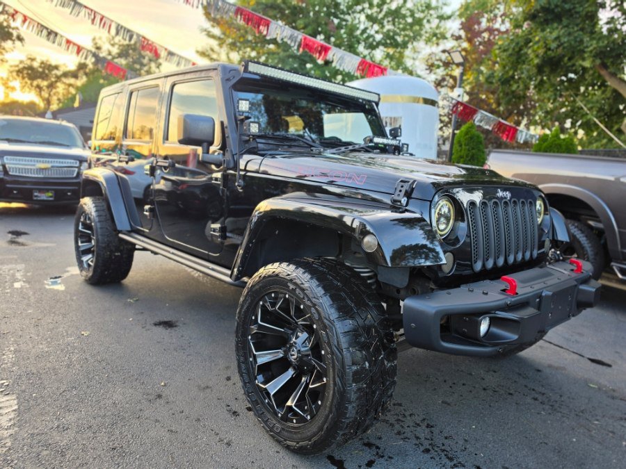 Used 2016 Jeep Wrangler Unlimited Rubicon AWD/4WD image 4