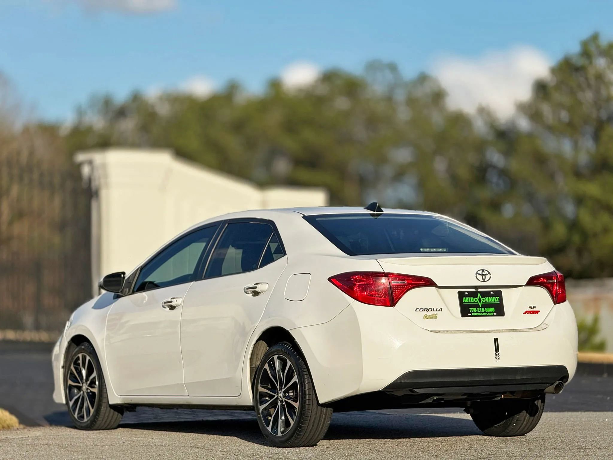 Used 2018 Toyota Corolla SE image 8