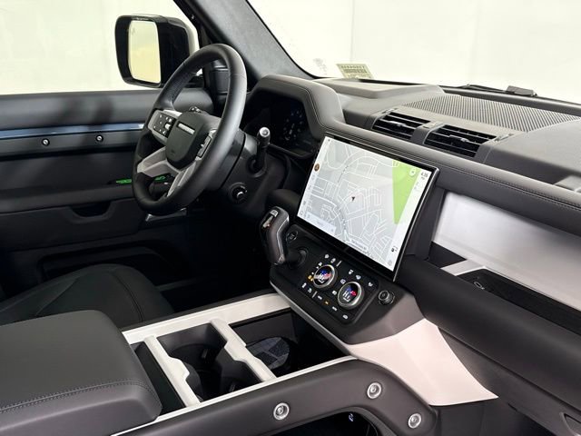 New 2026 Land Rover Defender 110 X-Dynamic SE AWD/4WD image 30