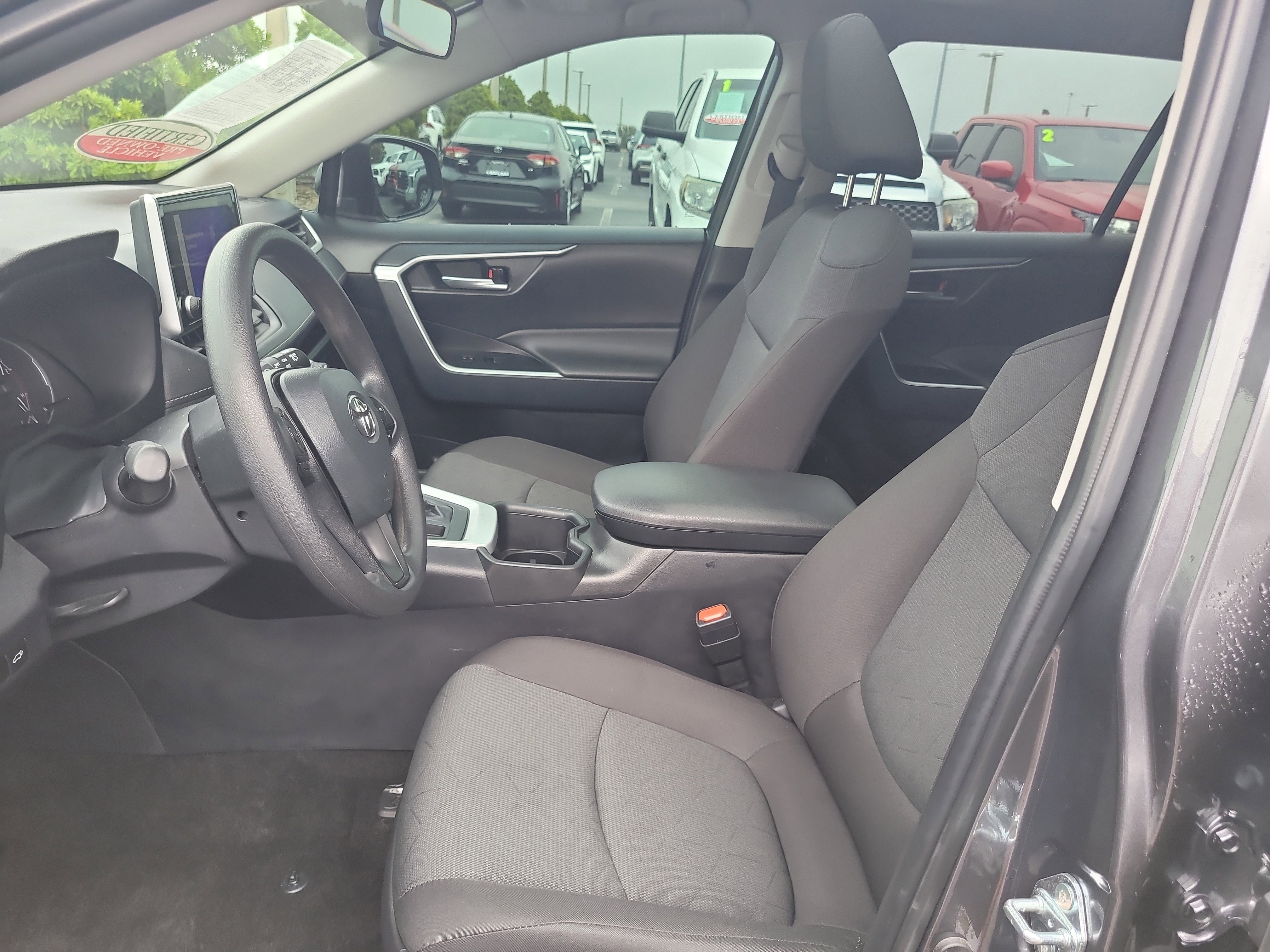 Certified 2025 Toyota RAV4 XLE image 21