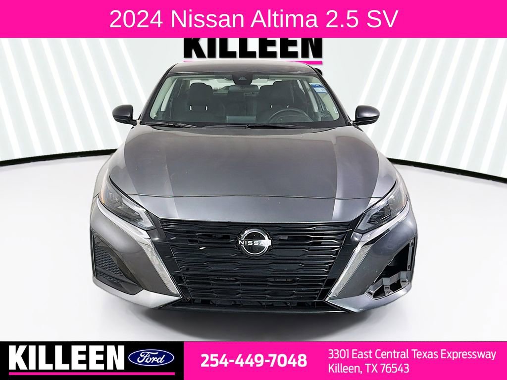 Used 2024 Nissan Altima 2.5 SV image 2