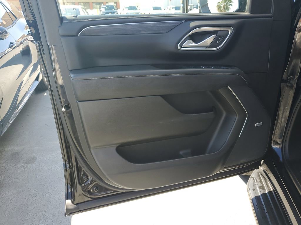 Used 2024 GMC Yukon SLT image 21