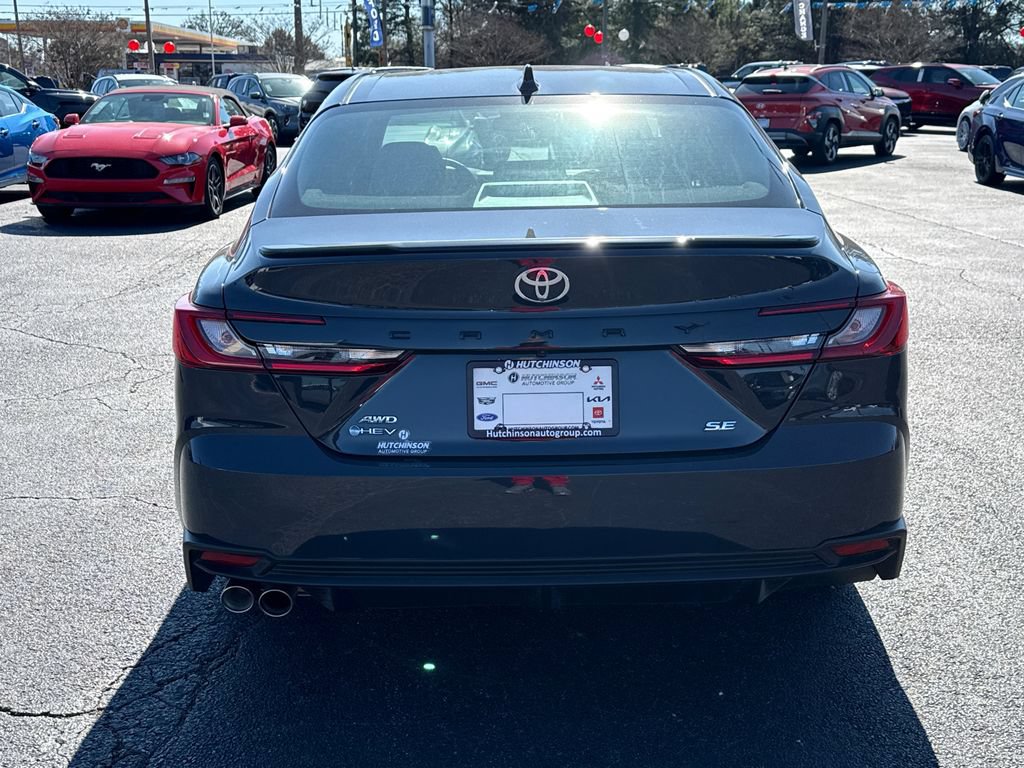 Used 2025 Toyota Camry SE AWD/4WD image 6