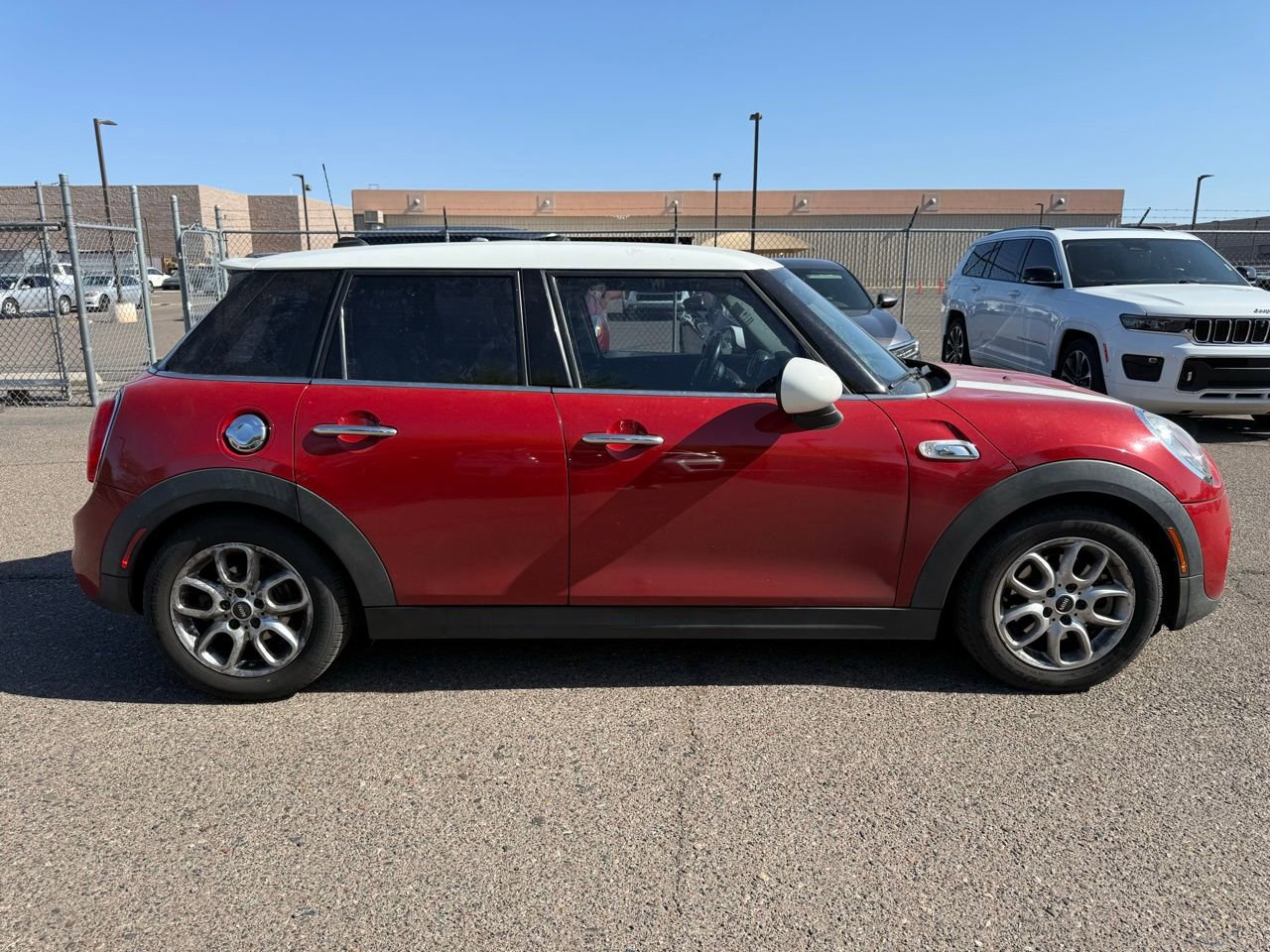 Used 2016 MINI Cooper S FWD image 4