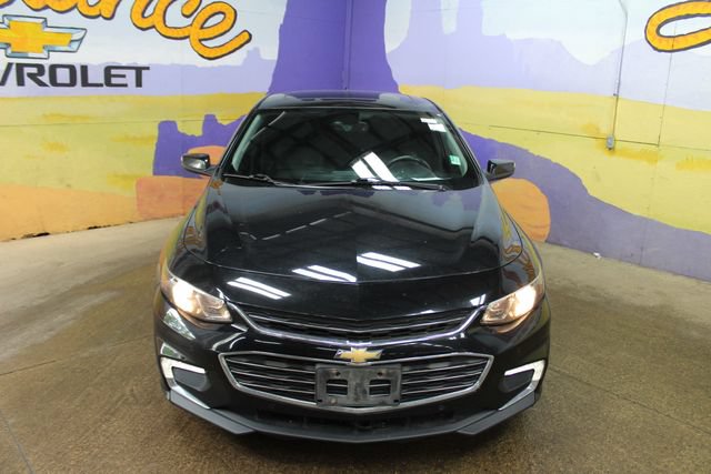 Used 2018 Chevrolet Malibu LT w/ True North Edition FWD image 3