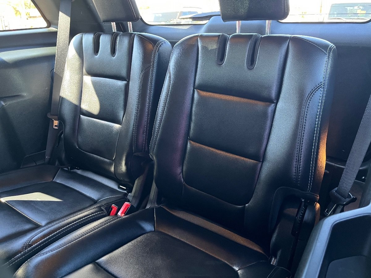 Used 2019 Ford Explorer Limited w/ Class III Trailer Tow Package FWD image 30
