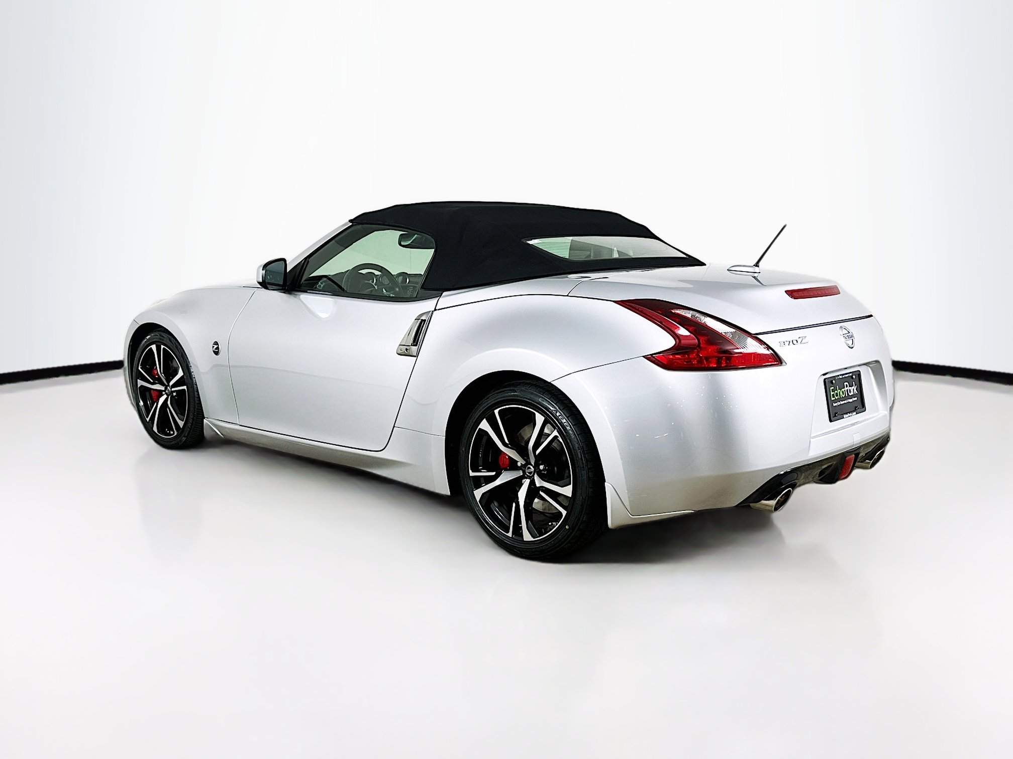 Used 2018 Nissan 370Z Touring Sport image 5