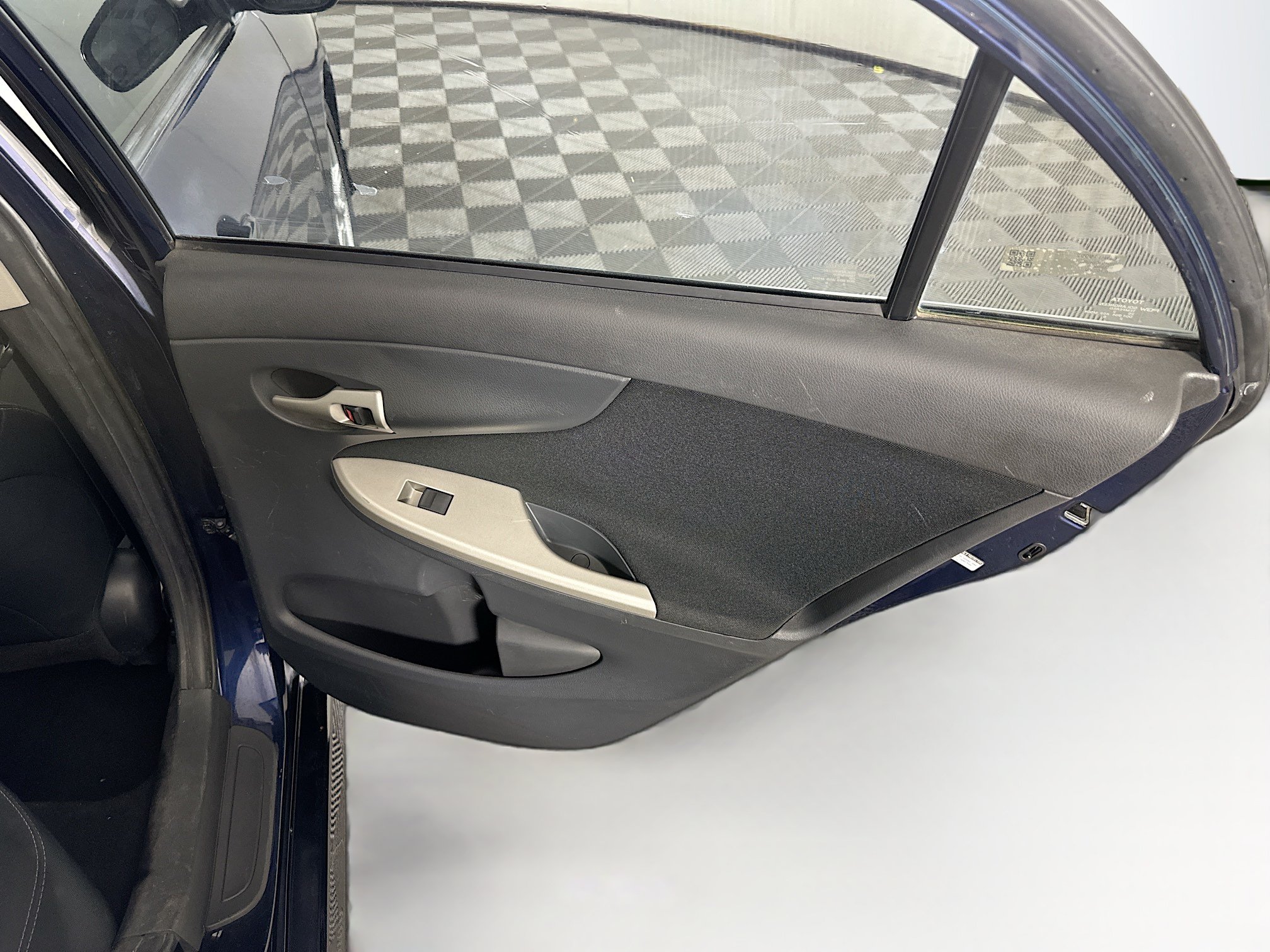 Used 2013 Toyota Corolla S FWD image 26