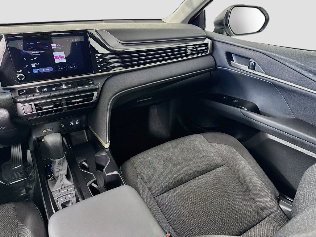 Used 2026 Toyota Camry LE FWD image 24