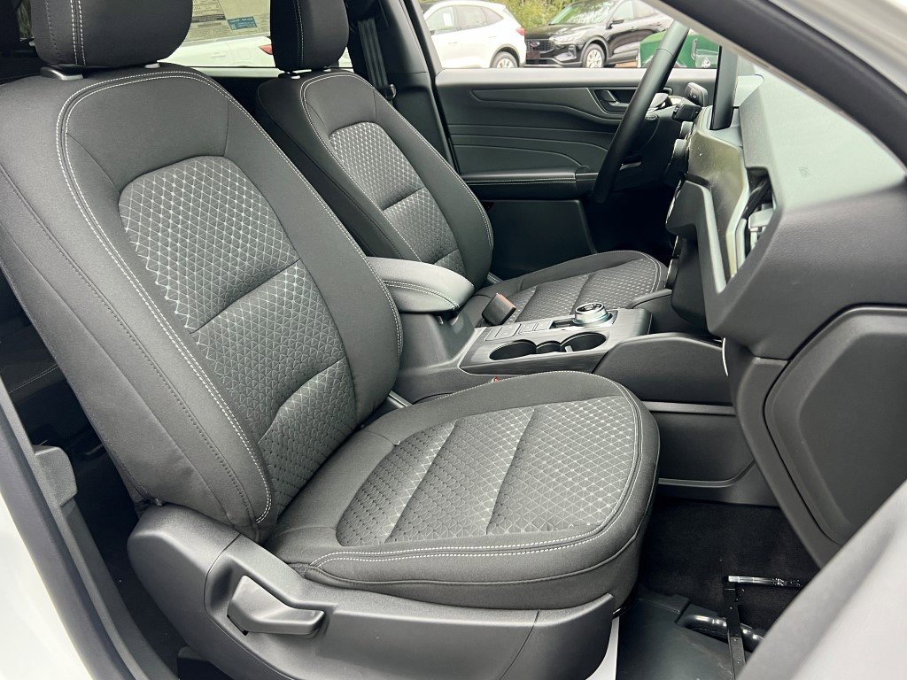 New 2026 Ford Escape Active w/ Cold Weather Package AWD/4WD image 9