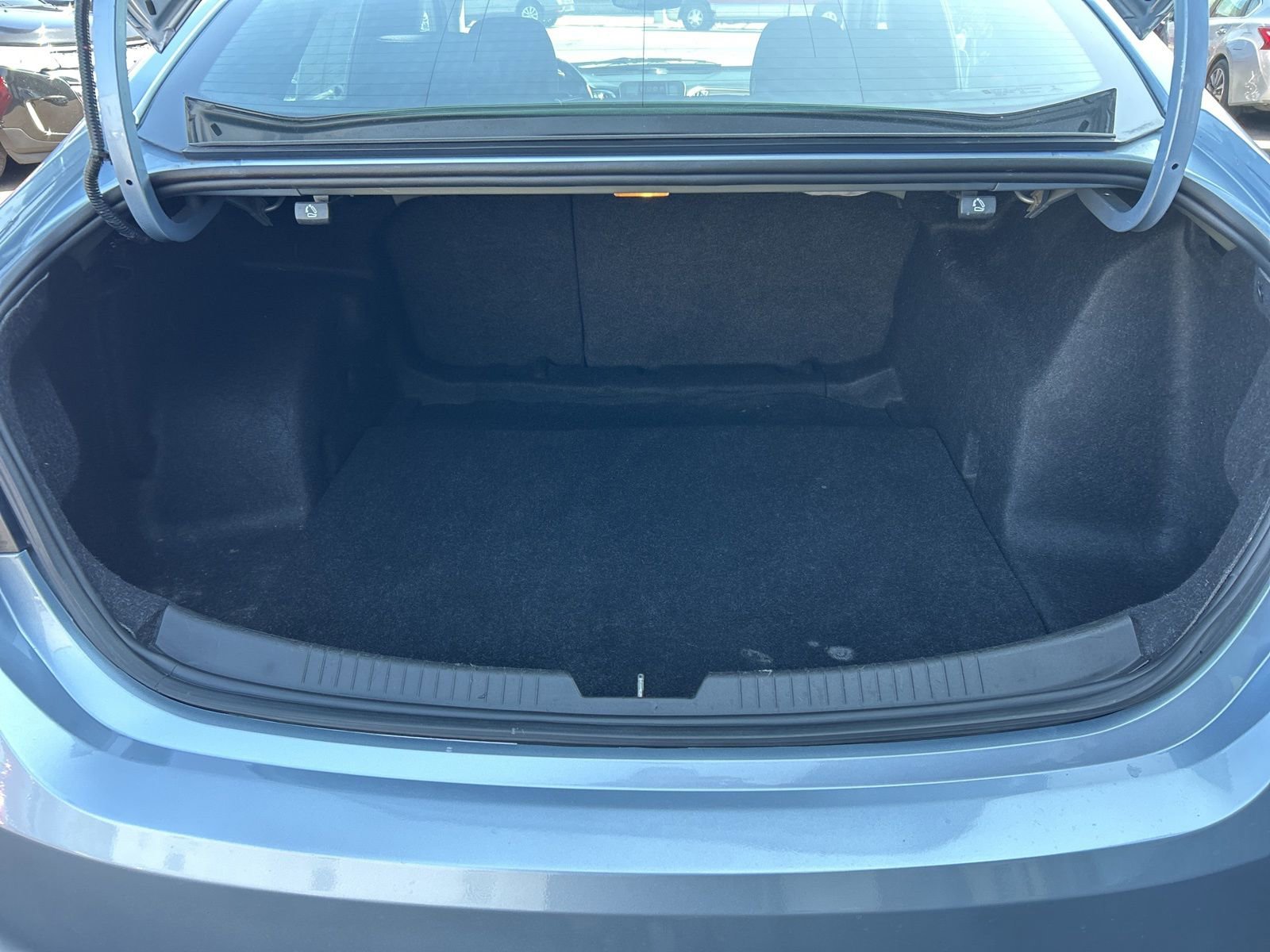 Used 2018 Chevrolet Malibu LT image 11