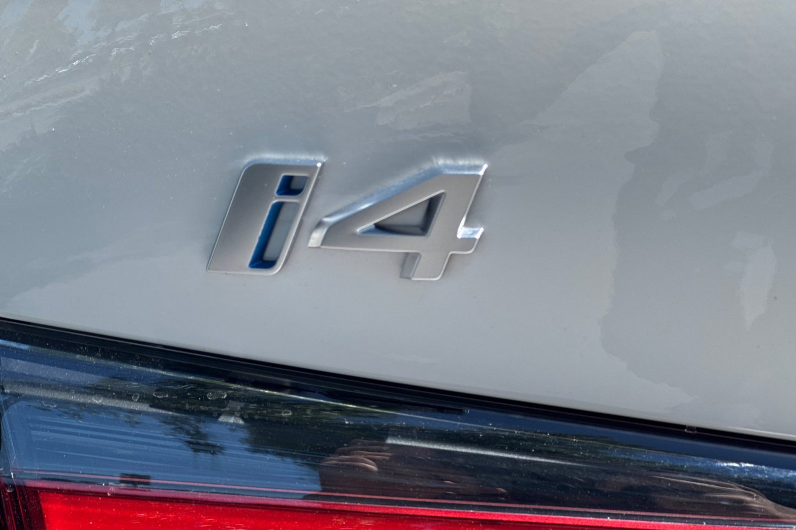 Used 2023 BMW i4 eDrive35 w/ Premium Package RWD image 38