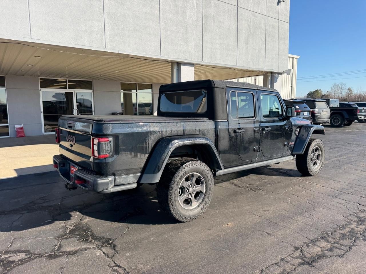 Used 2022 Jeep Gladiator Rubicon w/ Safety Group image 3