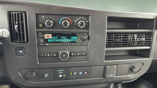 New 2024 Chevrolet Express 3500 w/ Power Convenience Package RWD image 18