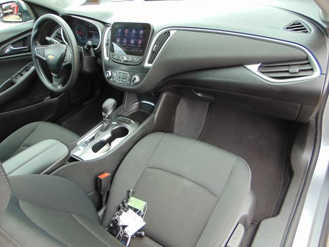 Used 2025 Chevrolet Malibu LT FWD image 25