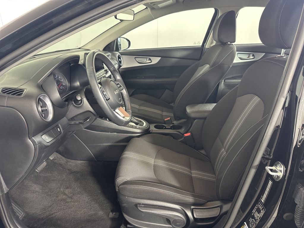 Used 2024 Kia Forte LXS image 10
