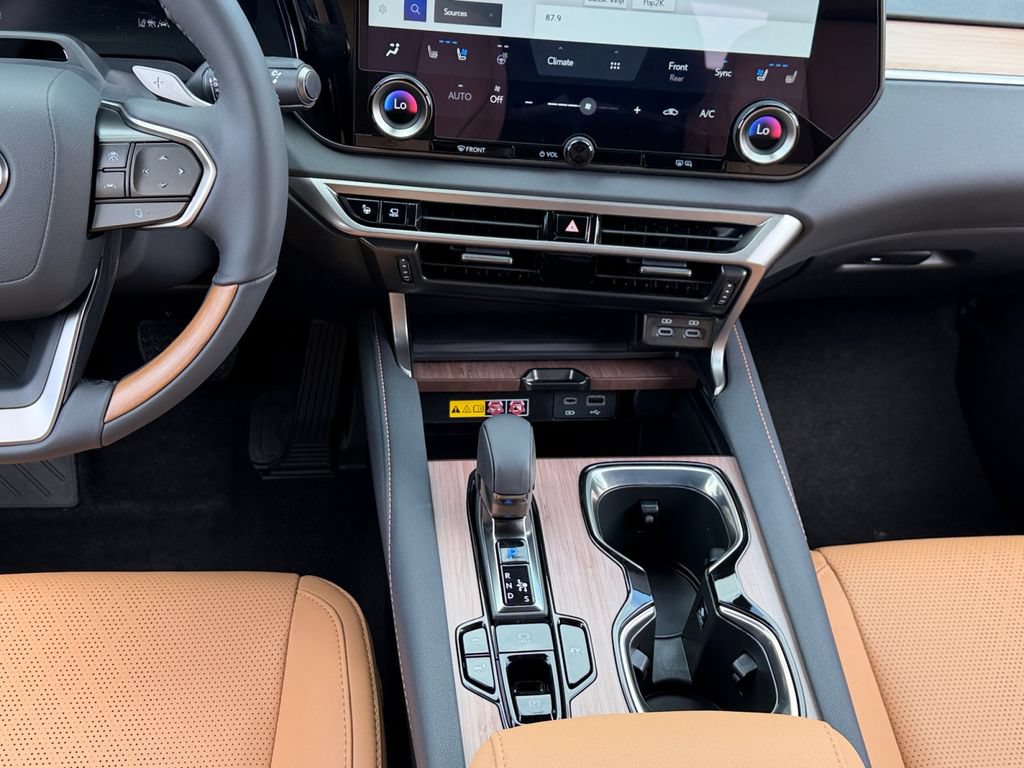 New 2026 Lexus RX 350 w/ Convenience Package AWD/4WD image 10