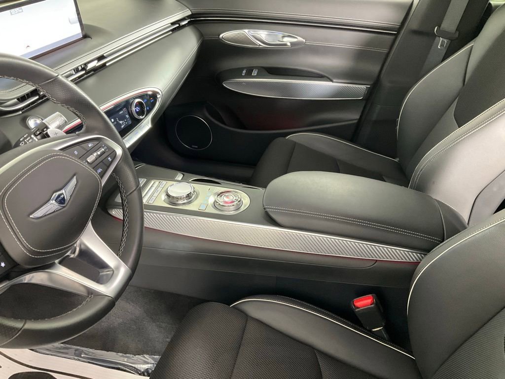 Used 2024 Genesis GV70 2.5T w/ Sport Prestige Package image 12