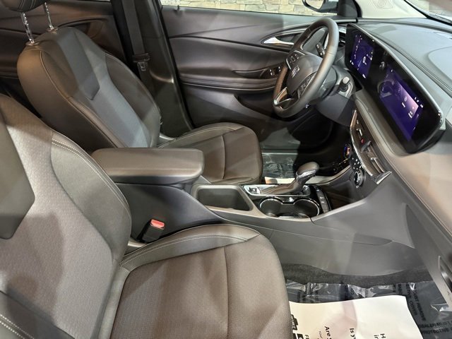 Used 2025 Buick Encore GX Preferred image 26
