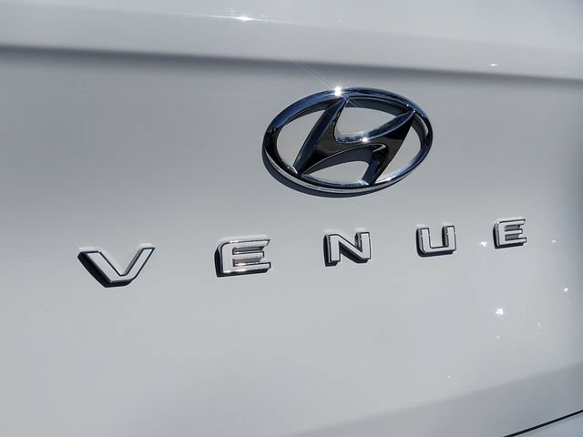 Used 2021 Hyundai Venue SE FWD image 23