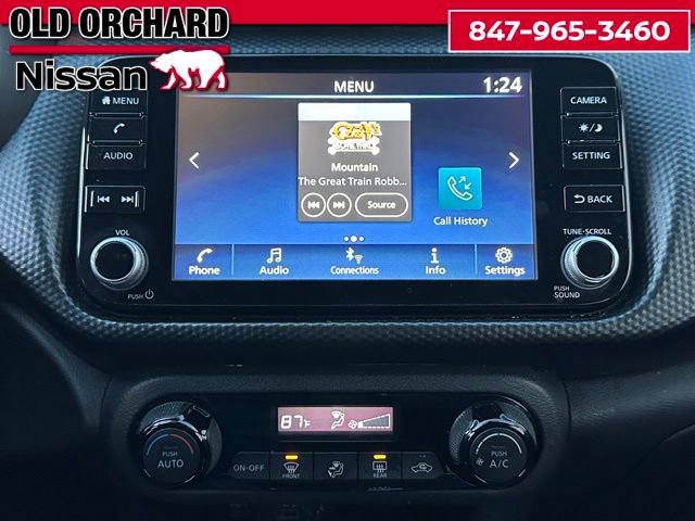 Used 2022 Nissan Kicks SV image 13