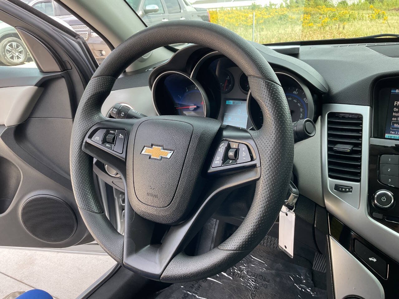 Used 2016 Chevrolet Cruze LT FWD image 18