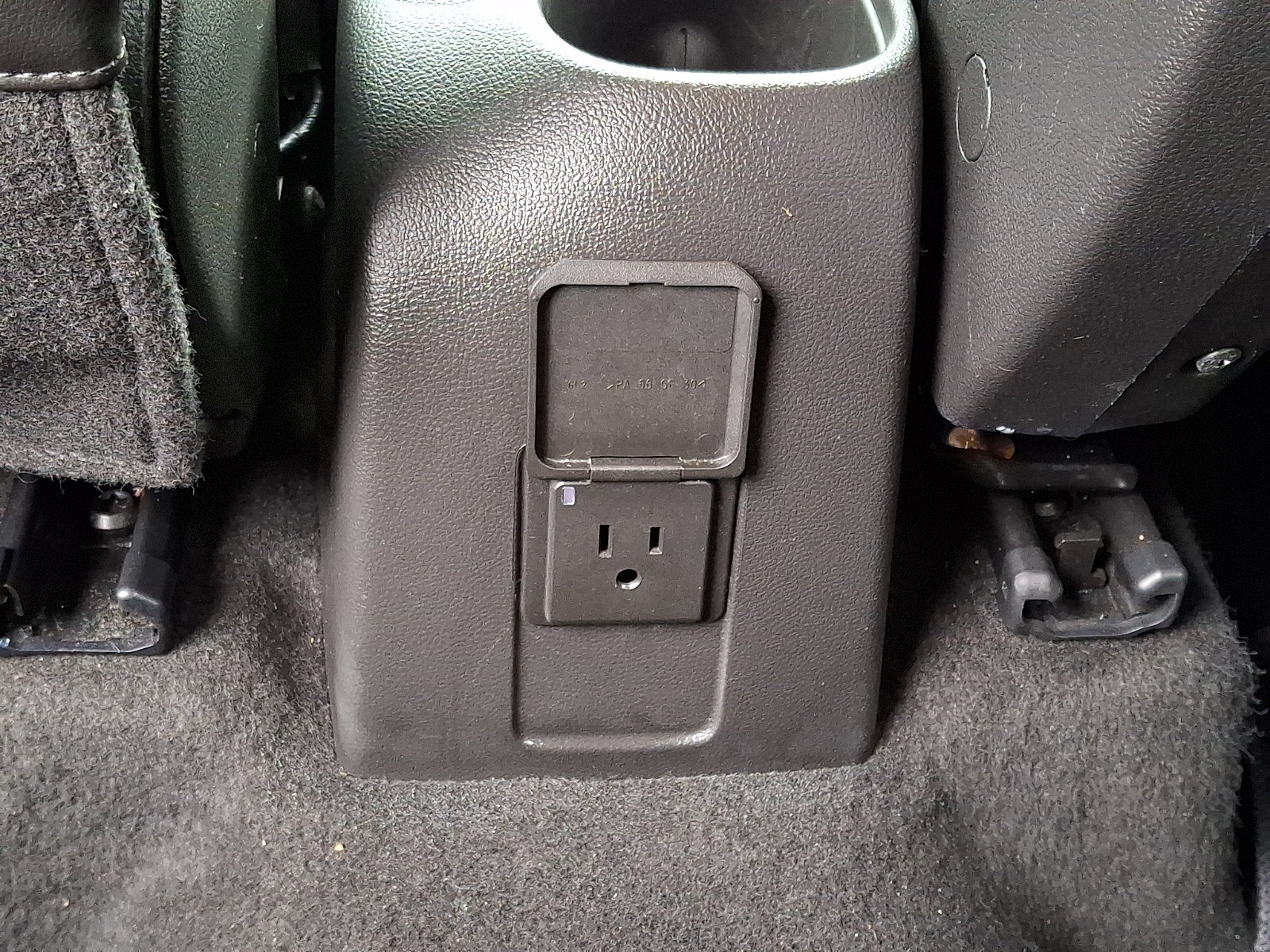 Used 2021 Chevrolet Trax LT w/ LT Convenience Package AWD/4WD image 9