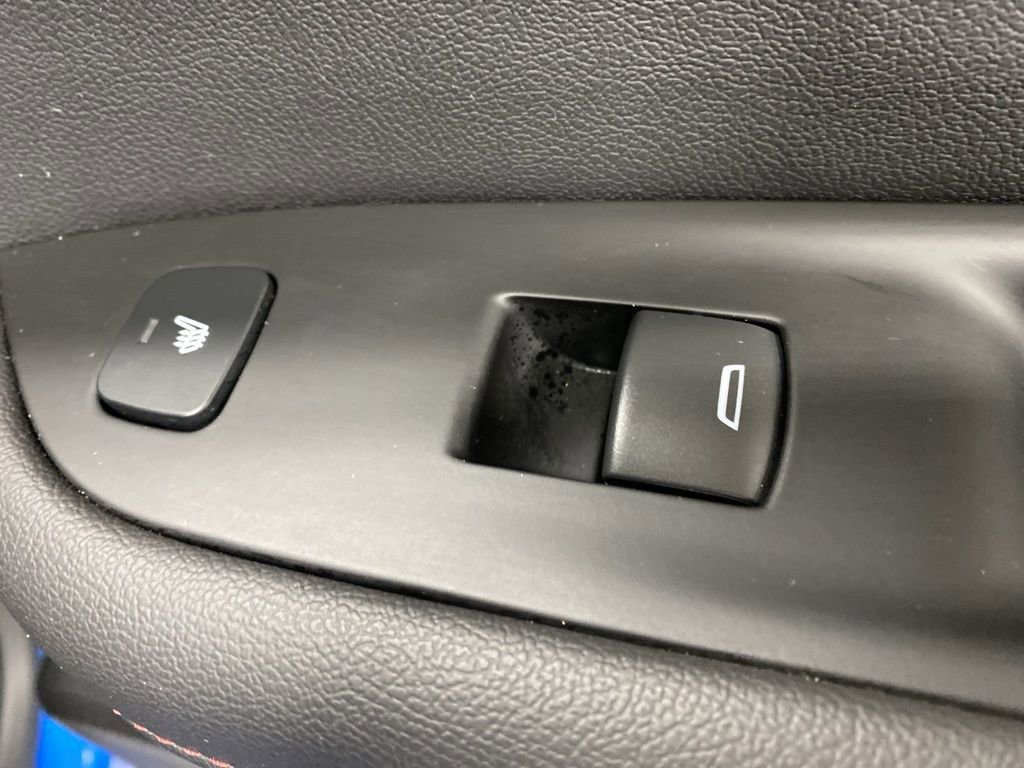 Used 2025 Chevrolet Blazer RS w/ Enhanced Convenience Package image 27