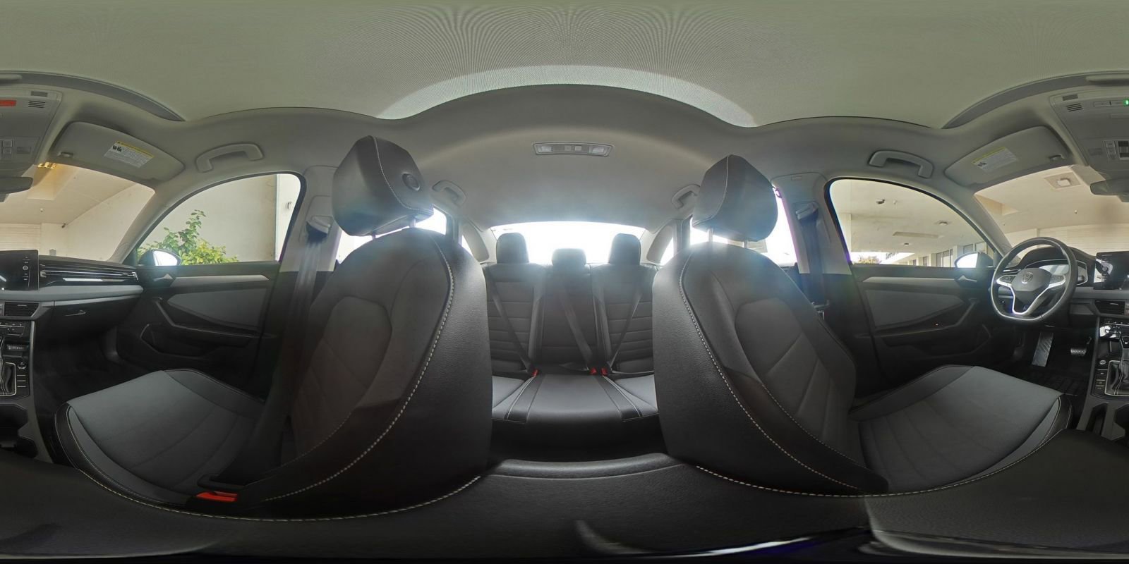 Used 2025 Volkswagen Jetta SE image 43