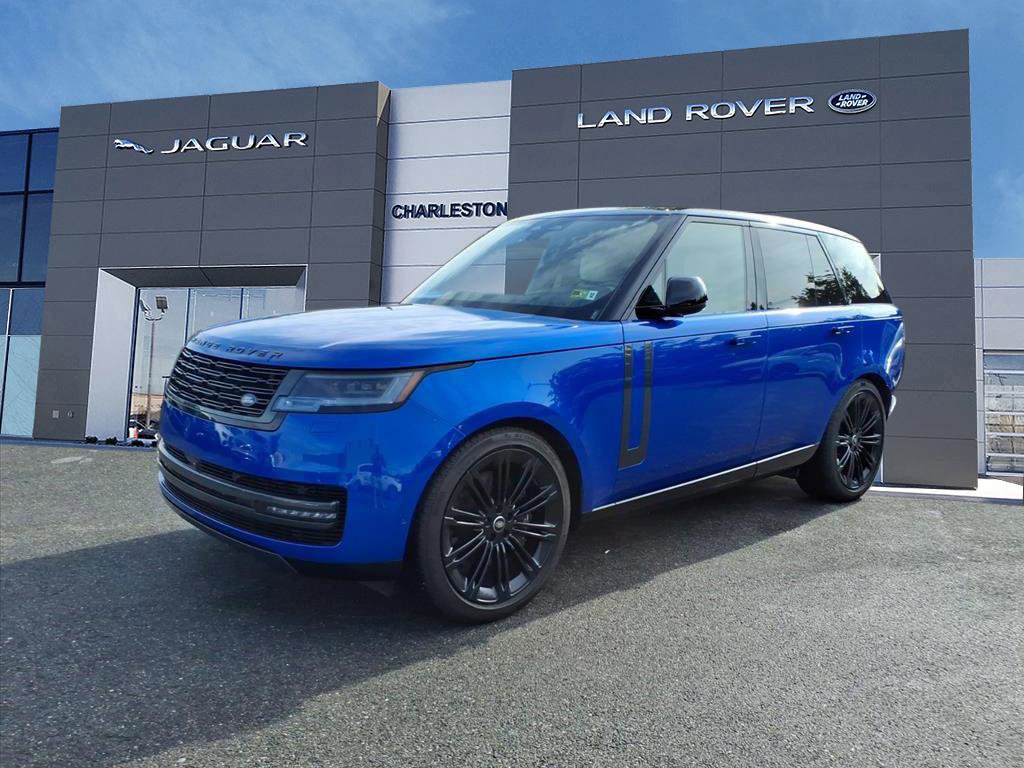 Used 2025 Land Rover Range Rover SE AWD/4WD image 1