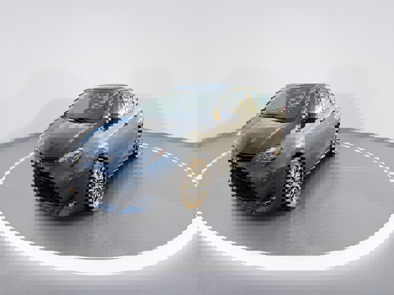 Used 2019 Toyota Corolla XLE image 4