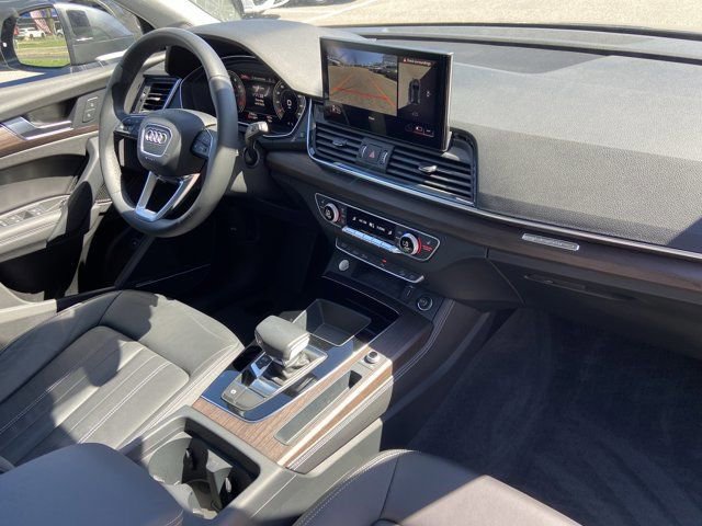 Used 2023 Audi Q5 2.0T Premium Plus w/ Premium Plus Package AWD/4WD image 26